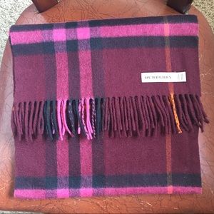 100% Authentic! BURBERRY 100%Cashmere Scarf.